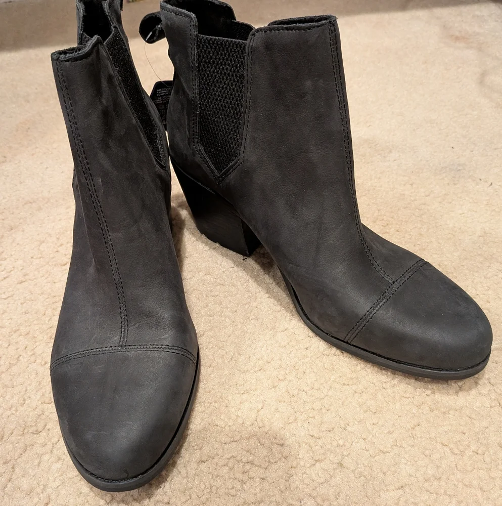 Tom's Everly Women's Black Ankle Boots - 11